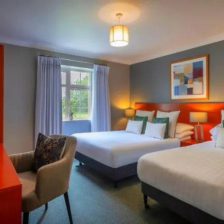 Flesk River Apartamento *