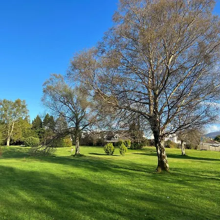 Flesk River Apartmán *